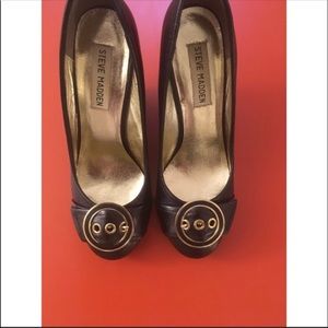 72 HOUR SALE!!! Reposhing Steve Madden wedge heels